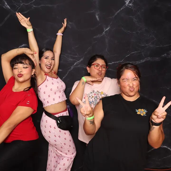 Melomano Lingerie & Pajama Social 8/2026 gallery photo