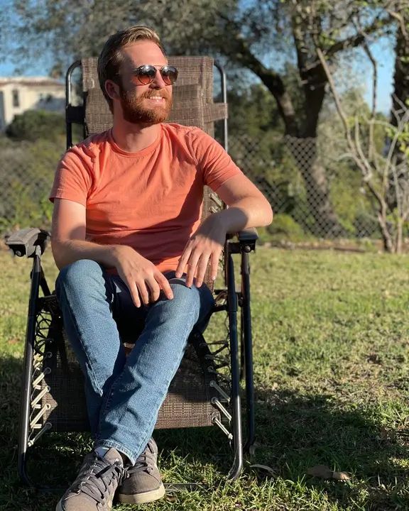Happy Birthday Brian!! @bglamoreux thank you for being part of our dance family!! We’re so proud of your growth ! We hope you have an amazing day!!!! 🎁🎉🥳 #MelomanoEnt #Mel