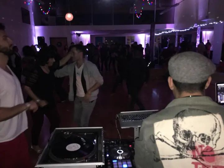 The original Mano is back to the Melomano Social! Welcome back bro!!! Melómano Social is rocking tonight. #MelomanoEnt