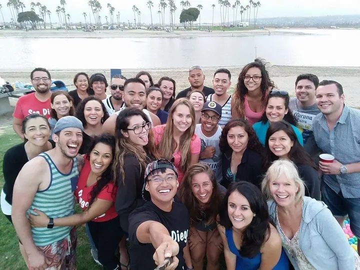 Melómanos spending a day at the beach!!! We love our dance families!!! ❤️Learn more about our dance teams, classes, and events at www.melomano.us #MelomanoEnt #SDTouch #Nueva