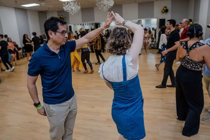 Melómano 12 Year Anniversary SALSA & BACHATA CLASS PHOTOS gallery photo