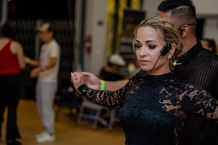 Melómano 12 Year Anniversary SALSA & BACHATA CLASS PHOTOS gallery photo