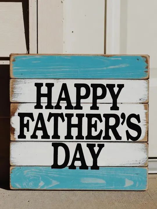 Happy Fathers Day! 💙 May your day be filled with all your favorite things! Tag a dancing dad! 🕺#MelomanoEnt #HappyFathersDay