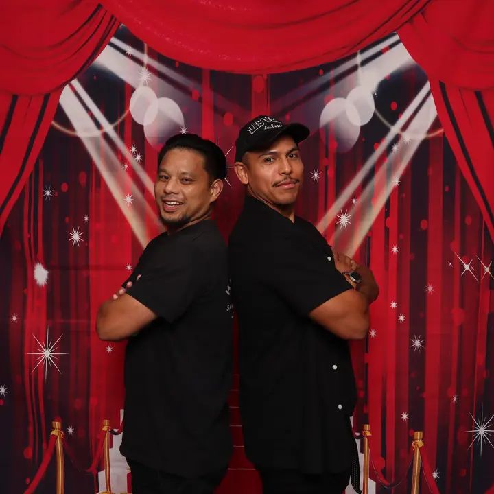 Melómano 12-Year Anniversary Photobooth! gallery photo