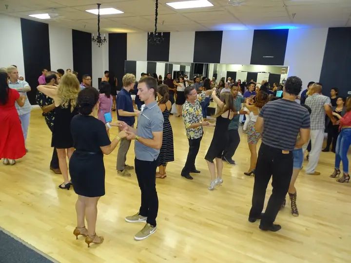 AUGUST BACHATA SOCIAL gallery photo