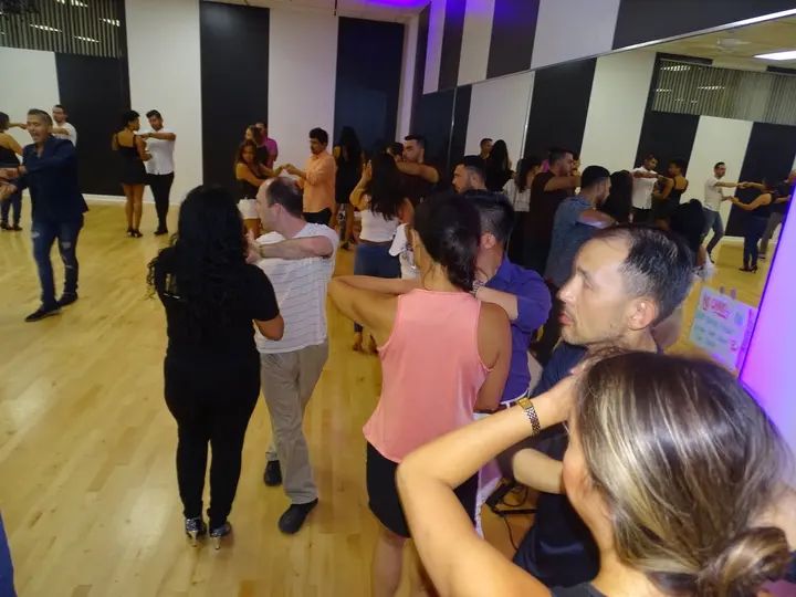 AUGUST BACHATA SOCIAL gallery photo