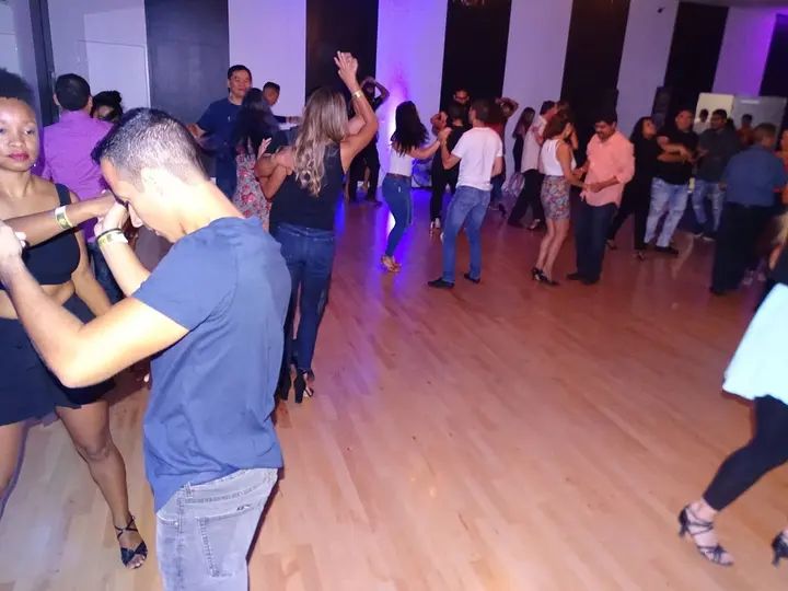 AUGUST BACHATA SOCIAL gallery photo