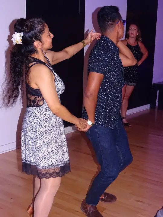 AUGUST BACHATA SOCIAL gallery photo