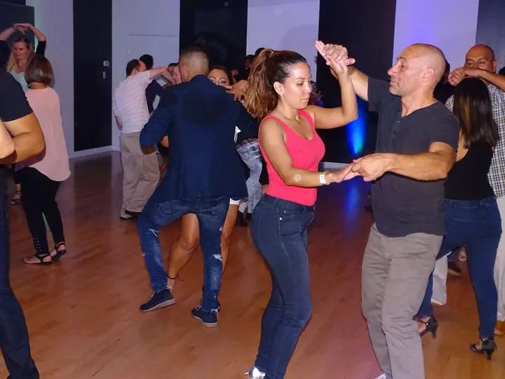 AUGUST BACHATA SOCIAL gallery photo