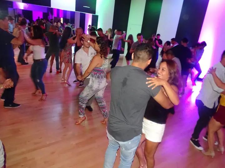 AUGUST BACHATA SOCIAL gallery photo