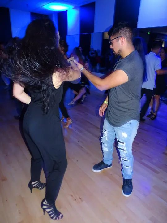 AUGUST BACHATA SOCIAL gallery photo