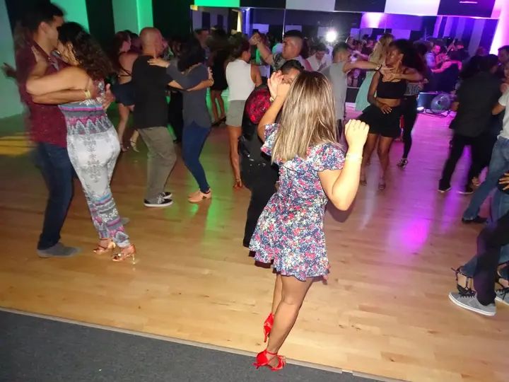 AUGUST BACHATA SOCIAL gallery photo