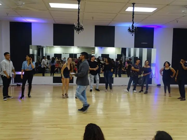 AUGUST BACHATA SOCIAL gallery photo