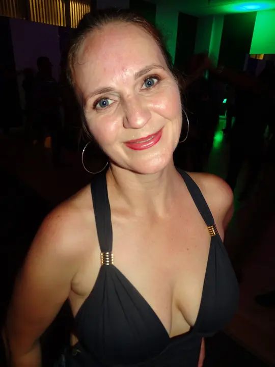 AUGUST BACHATA SOCIAL gallery photo