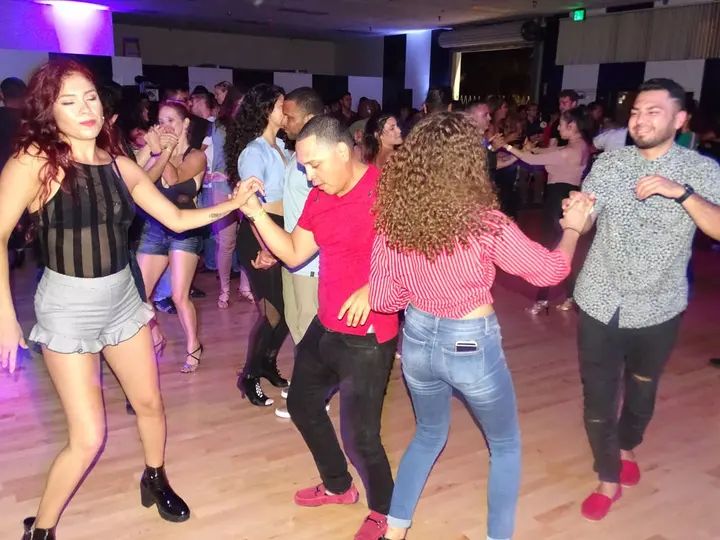 AUGUST BACHATA SOCIAL gallery photo