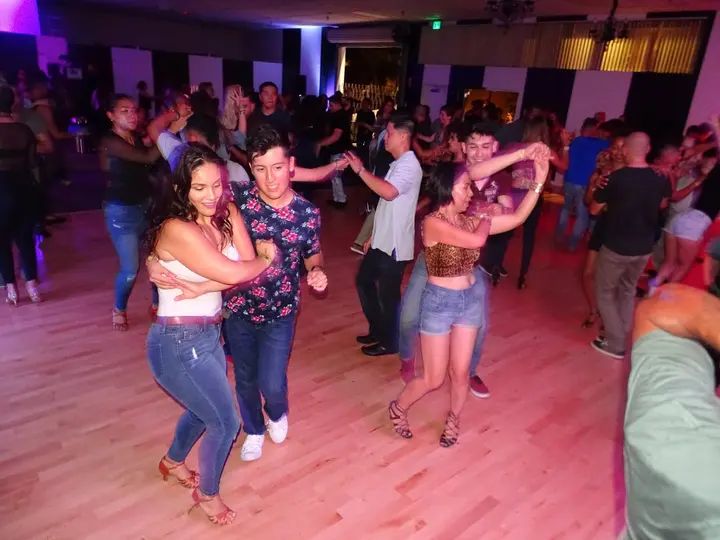 AUGUST BACHATA SOCIAL gallery photo