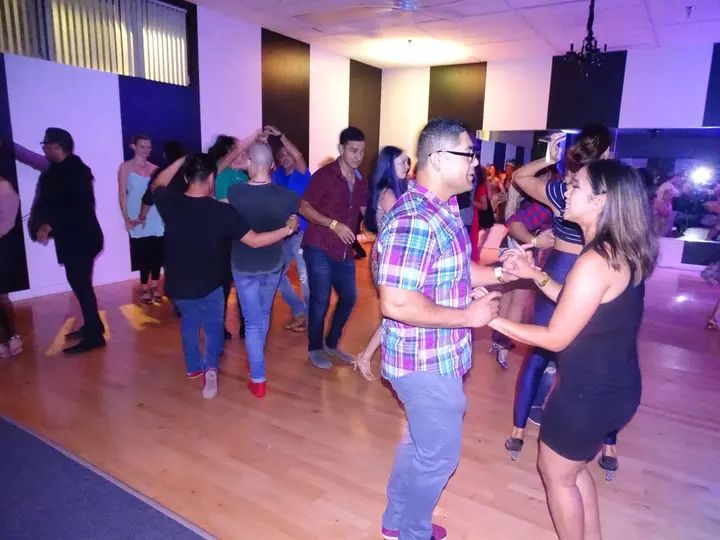 AUGUST BACHATA SOCIAL gallery photo