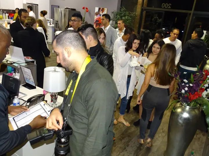Melómano Winter White Affair Debut Night 2018 gallery photo