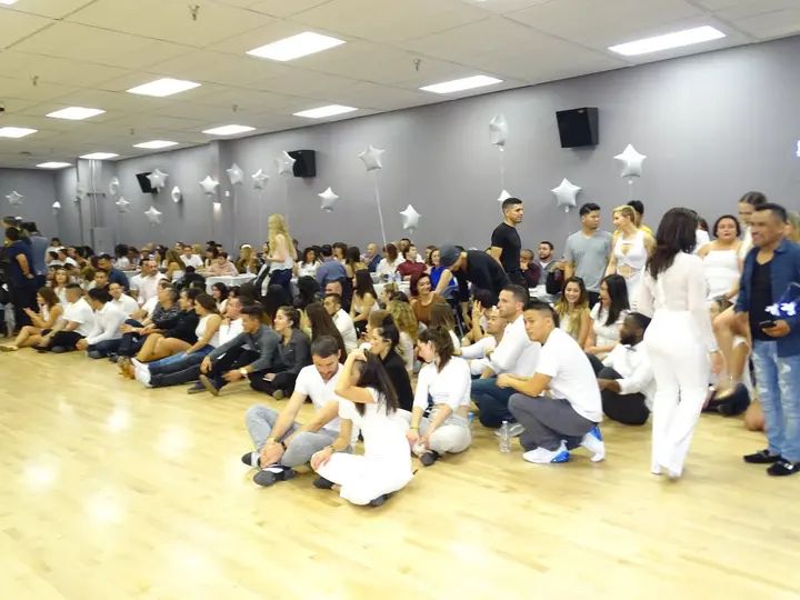 Melómano Winter White Affair Debut Night 2018 gallery photo