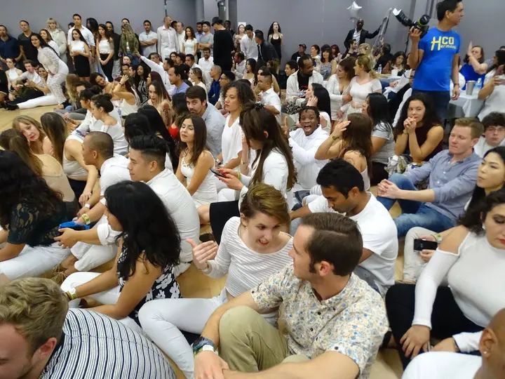 Melómano Winter White Affair Debut Night 2018 gallery photo