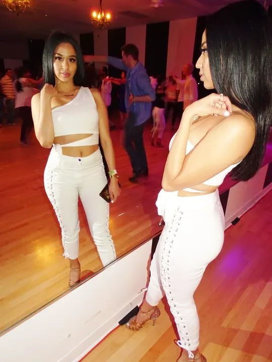 Melómano Winter White Affair Debut Night 2018 gallery photo