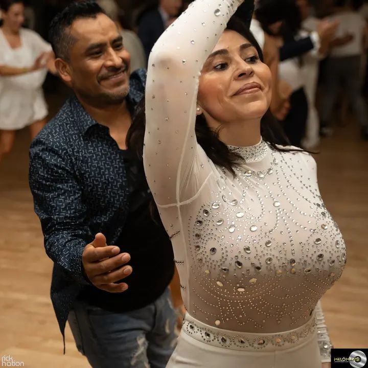 Melómano Winter White Affair Debut Night 2018 gallery photo