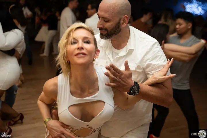 Melómano Winter White Affair Debut Night 2018 gallery photo