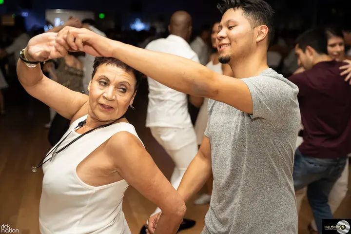 Melómano Winter White Affair Debut Night 2018 gallery photo