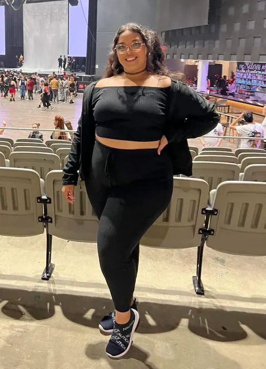 Happy birthday to the lovely @curvycosmicgoddess777 🎂✨😍 Thank you soooo much for being a part of our dance Fam and also our dream team! We’re so grateful for you and we hop