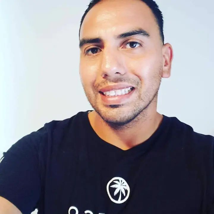 Happy Birthday Valentin!!!! 🎂🥳🍾🎈 Thank you for being part of our dance family! We hope you have an amazing special day!! #MelomanoEnt #MelomanoBday