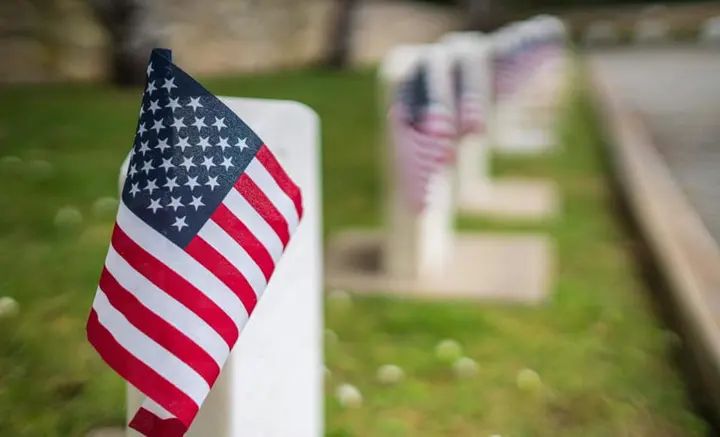 On this day, we pause to remember all of the great women and men who gave their lives in defense of this great nation. Thank you to the families and loved ones of those that w