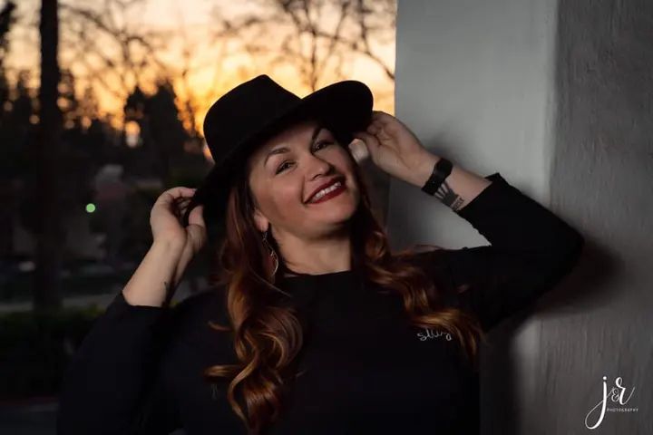 Happy Birthday to the one and only Reyna Puente!!!! 🎁🎉🎊🎂 One of the pioneers in the Melómano Dance Fam road to creating our dance Fam! We’re so thankful to have you as par