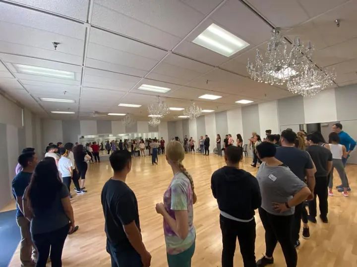 Awesome turn out for our Sensual Bachata Course!!! Thank you everyone for coming out!!! It’s Not too late to join us for next week! We will be working on more sensual moves an