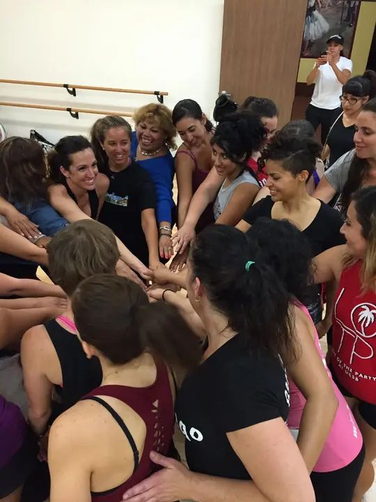 ‼️THIS SATURDAY from 10am-11am Enjoy a FREE Ladies Bachata Workshop by Melómano! ‼️. . In this friendly workshop, you will learn bachata footwork, bachata ladies styling, and