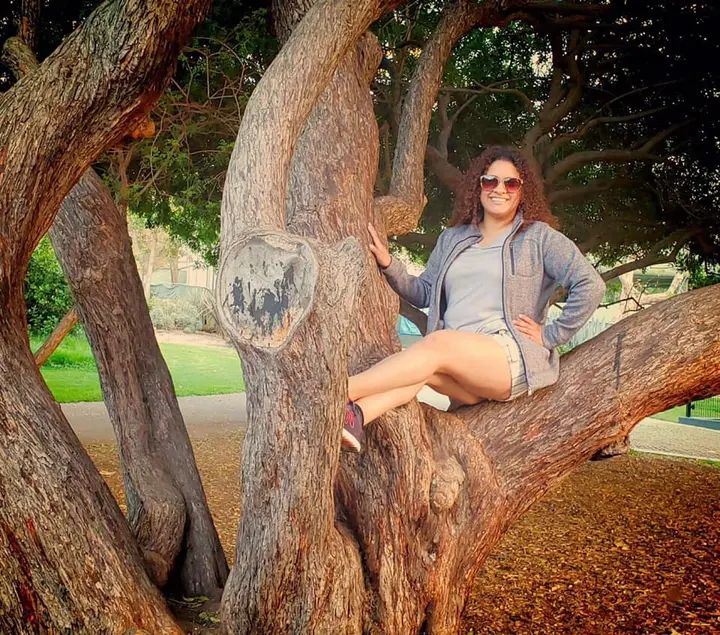 Happy Birthday Selenne Guzman!! 🥳🎂🎉 Thank you for being part of our Dance Family 💃🏽 We hope you have an incredible day!!! We love you mamas!!! ❤️ #MelomanoEnt #MelomanoBd