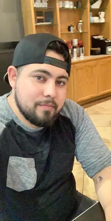 Happy Birthday Jose Lopez!! Thank you for being part of the Fam!! We hope you have an Ana big day!!!! 🎂 🎈🎉🍾 #MelomanoEnt #MelomanoBday