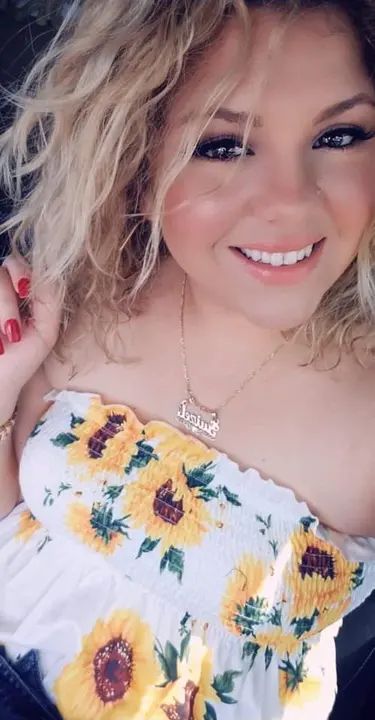 Happy Birthday Guizel!!! We hope you have an amazing day mamas! Thank you for being part of our family ❤️ #MelomanoEnt #MelomanoBday