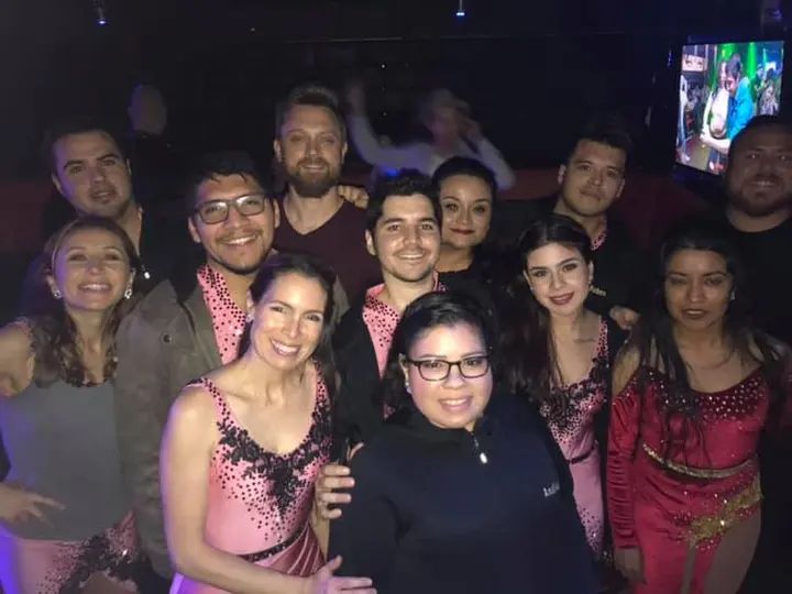 The Melómano Salsa Teams backstage at Sevilla ready to take the stage!! Wish them luck 💪🏼❤️ #MelomanoEnt #SevillaSD #Salsa #SalsaSanDiego