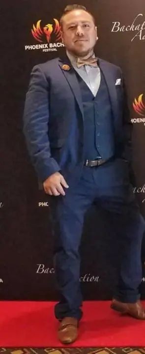 Happy Birthday Enrique Lopez!!!! We love having you as part of our Melómano Dance Family! Thank you for having a big heart! We love and we hope you have an amazing day!