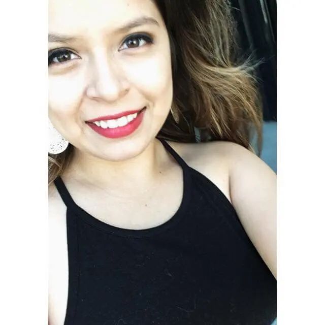 Happy Birthday to our Melómano Fam Marina Ramirez!!! Thank you for being part of our Fam!! Have an amazing day mamas!!! 🎁🎊🎂 #MelomanoEnt #MelomanoBday